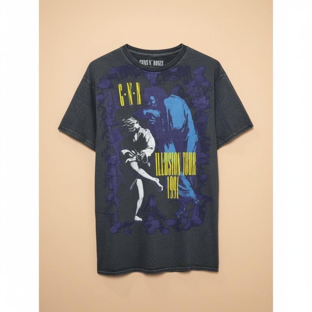 Black Illusion Tour Graphic Tank Top